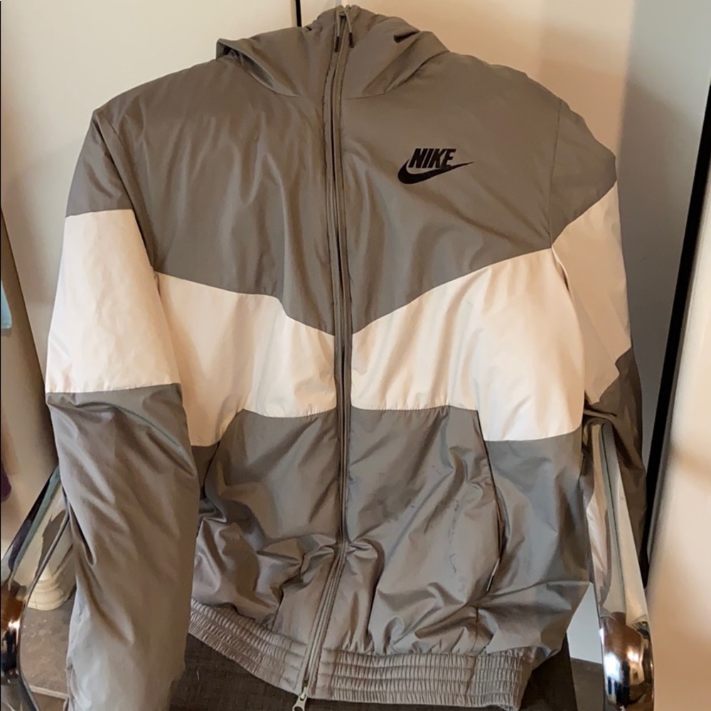 Nike Puffer Coat Olive/Bone